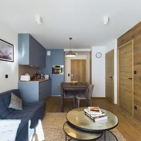 Neuf 5 Pers Avec Terrasse Et Ski-in A - Fr-1-664-29 * Courchevel